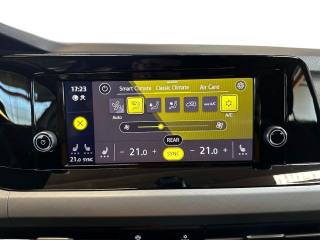 VOLKSWAGEN Golf usata, con Vivavoce