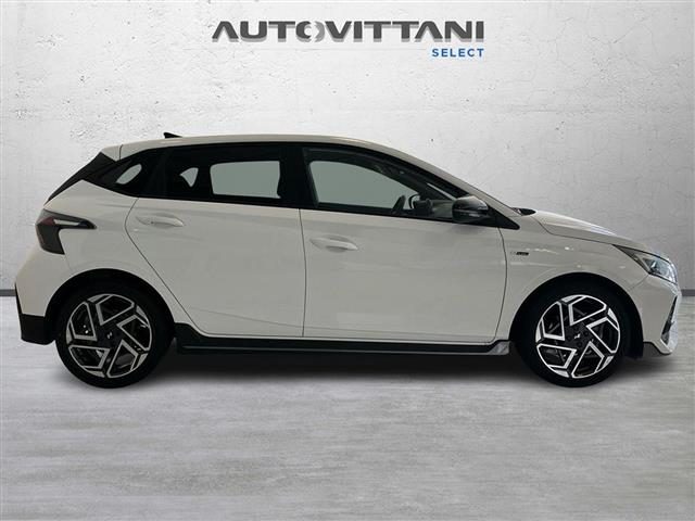 HYUNDAI i20 usata, con Autoradio
