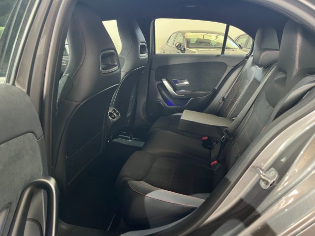 MERCEDES-BENZ A 200 usata, con Controllo automatico clima