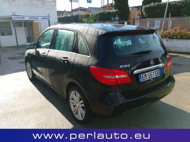 MERCEDES-BENZ B 180 usata, con Airbag laterali