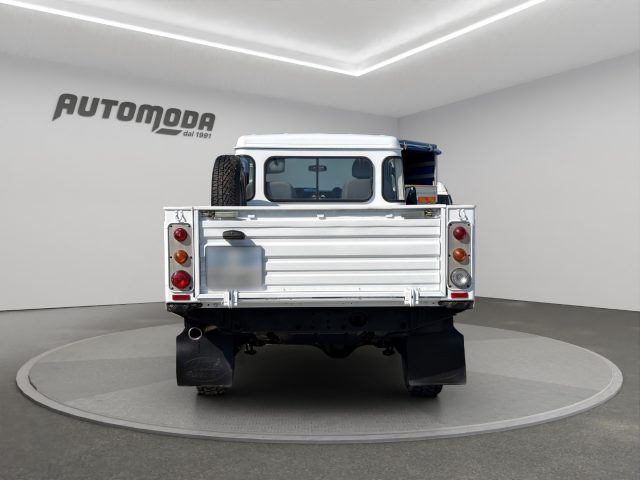 LAND ROVER Defender usata 4