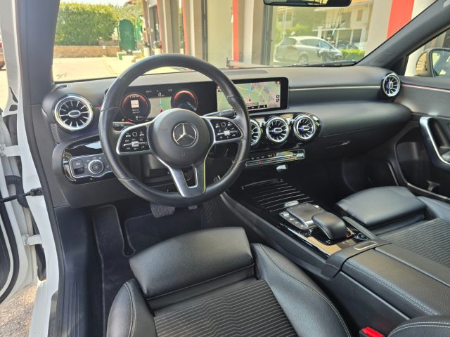 MERCEDES-BENZ A 200 usata, con Volante in pelle