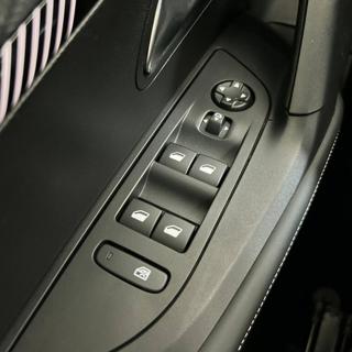 PEUGEOT 2008 usata, con Chiusura centralizzata telecomandata