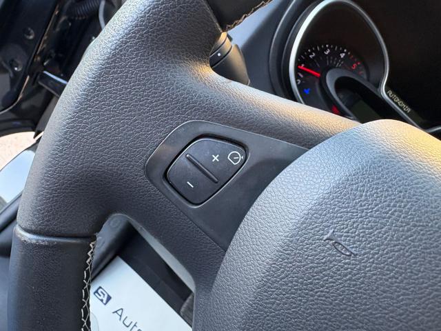 RENAULT Trafic usata, con USB