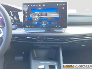 VOLKSWAGEN Golf Variant usata, con Autoradio digitale