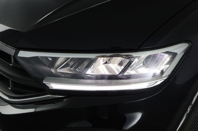 VOLKSWAGEN T-Roc usata 8