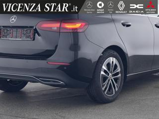 MERCEDES-BENZ B 180 usata, con Alzacristalli elettrici