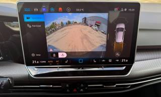 VOLKSWAGEN Golf usata, con Autoradio digitale