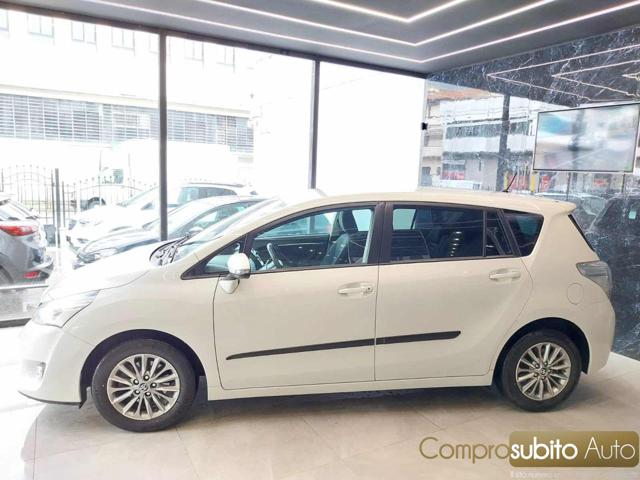 TOYOTA Verso usata, con Autoradio