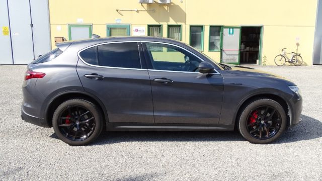 ALFA ROMEO Stelvio usata, con Cronologia tagliandi