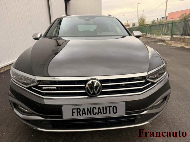 VOLKSWAGEN Passat Alltrack usata, con Airbag