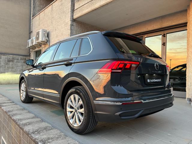 VOLKSWAGEN Tiguan usata, con Boardcomputer