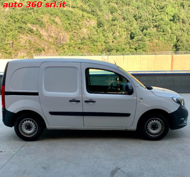 MERCEDES-BENZ Citan usata, con Boardcomputer