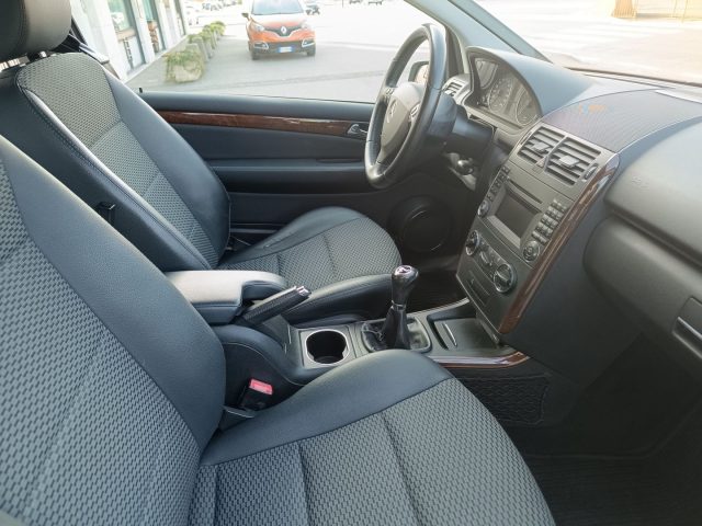 MERCEDES-BENZ A 150 usata 59