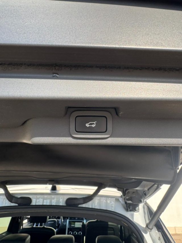 LAND ROVER Discovery usata, con Vetri oscurati