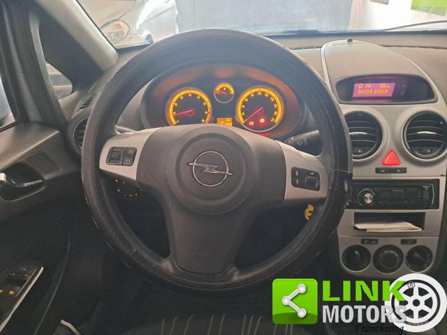 OPEL Corsa usata, con Climatizzatore