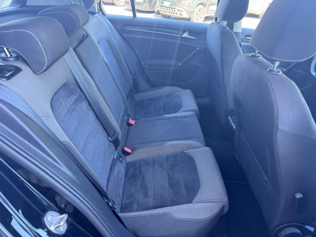 VOLKSWAGEN Golf usata, con Bracciolo