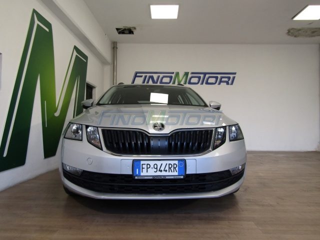 SKODA Octavia usata, con Bracciolo