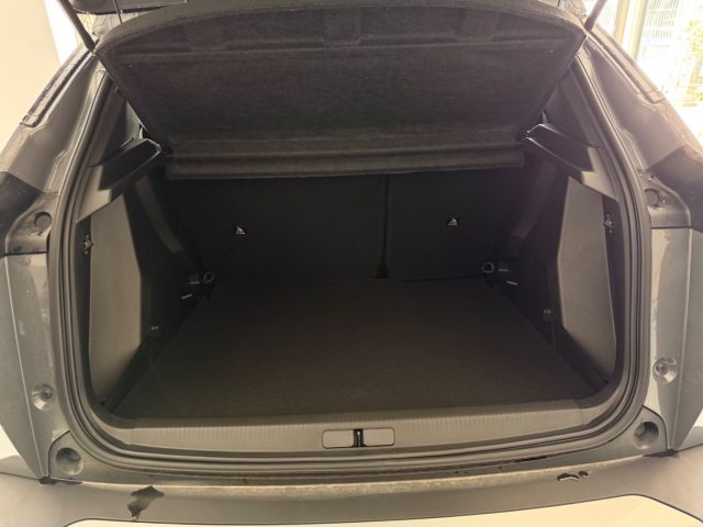 PEUGEOT 2008 usata, con USB