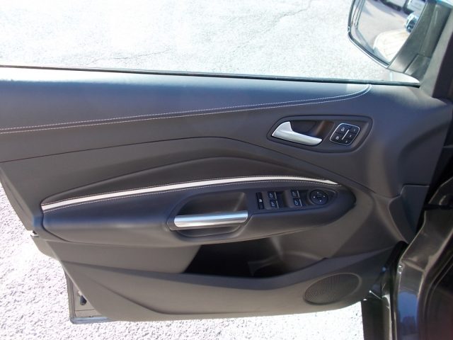 FORD Kuga usata, con Fendinebbia