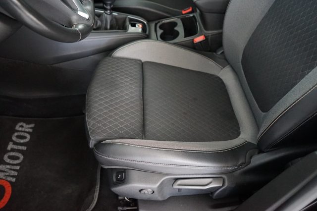 OPEL Grandland X usata, con Sensori di parcheggio posteriori