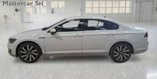 VOLKSWAGEN Passat usata, con Airbag laterali