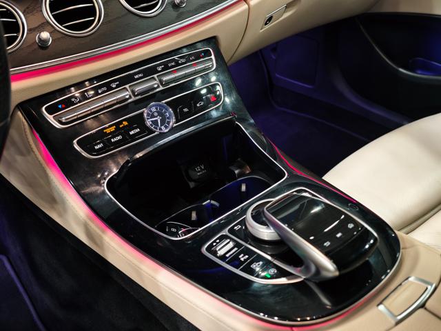 MERCEDES-BENZ E 220 usata, con Fendinebbia