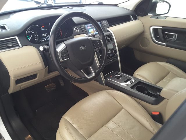LAND ROVER Discovery Sport usata, con Autoradio