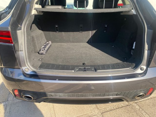 JAGUAR E-Pace usata, con Fari LED