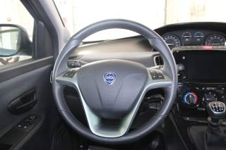 LANCIA Ypsilon usata, con Fendinebbia