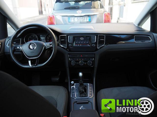 VOLKSWAGEN Golf Sportsvan usata, con Volante multifunzione
