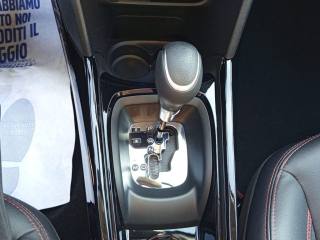 PEUGEOT 2008 usata, con Cruise Control