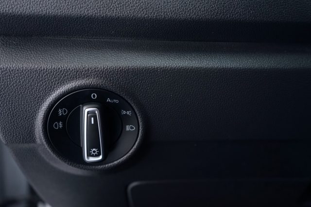 VOLKSWAGEN T-Roc usata 53