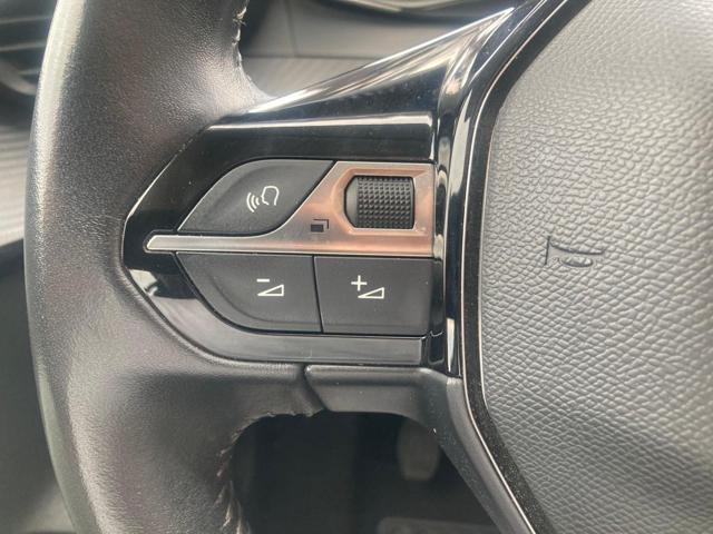 PEUGEOT 208 usata, con ESP