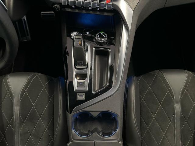 PEUGEOT 3008 usata, con Climatizzatore