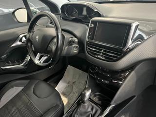 PEUGEOT 2008 usata, con Climatizzatore