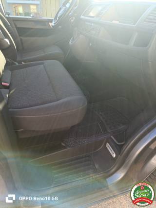 VOLKSWAGEN Caravelle usata, con Cerchi in lega