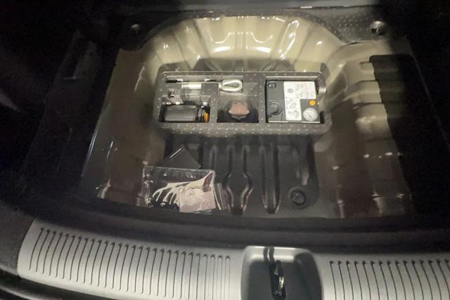 MG ZS usata, con USB