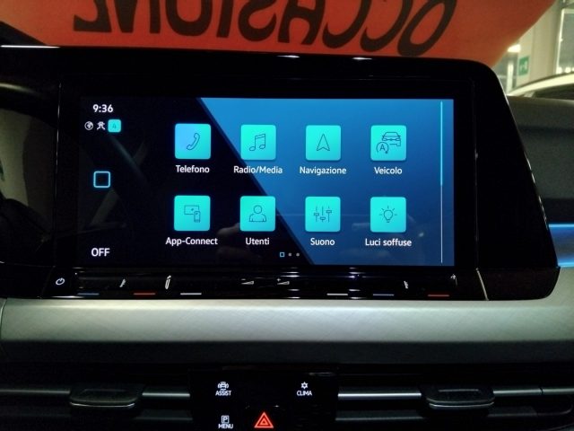 VOLKSWAGEN Golf usata, con Autoradio digitale