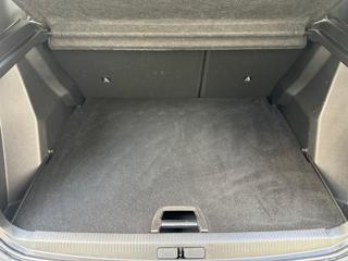 PEUGEOT 2008 usata, con Sistema di navigazione