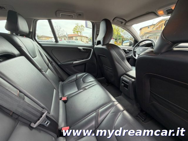 VOLVO V60 usata 16
