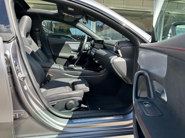 MERCEDES-BENZ CLA 200 usata, con Autoradio