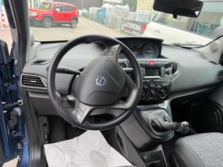 LANCIA Ypsilon usata, con ESP