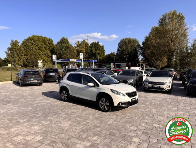 PEUGEOT 2008 usata, con Boardcomputer