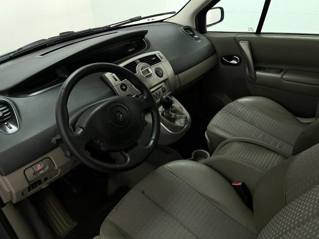 RENAULT Scenic usata, con Servosterzo