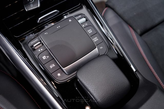 MERCEDES-BENZ GLA 200 usata, con Vivavoce