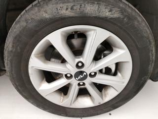 KIA Stonic usata, con Sensori di parcheggio anteriori
