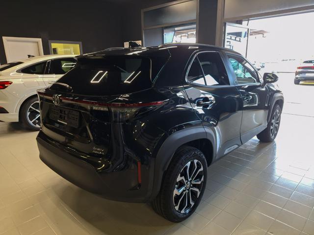 TOYOTA Yaris Cross usata, con Autoradio