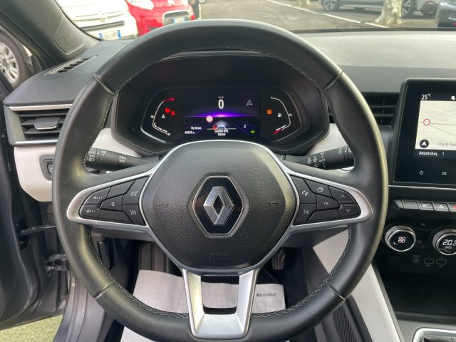 RENAULT Clio usata, con USB