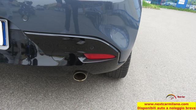 MAZDA 3 usata, con Sedile posteriore sdoppiato